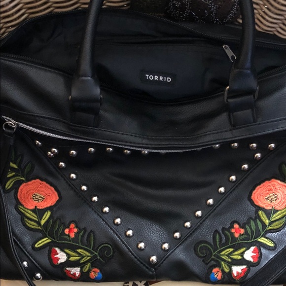 Torrid Black Floral Embroidered Travel Bag - Picture 2 of 8